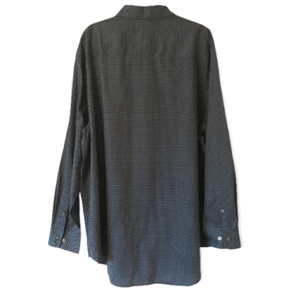 Fall Sale - Bundle 2 for $20 - PERRY ELLIS Men Button dress shirt - Picture 4 of 6